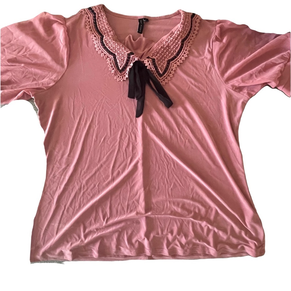 Cute pink blouse